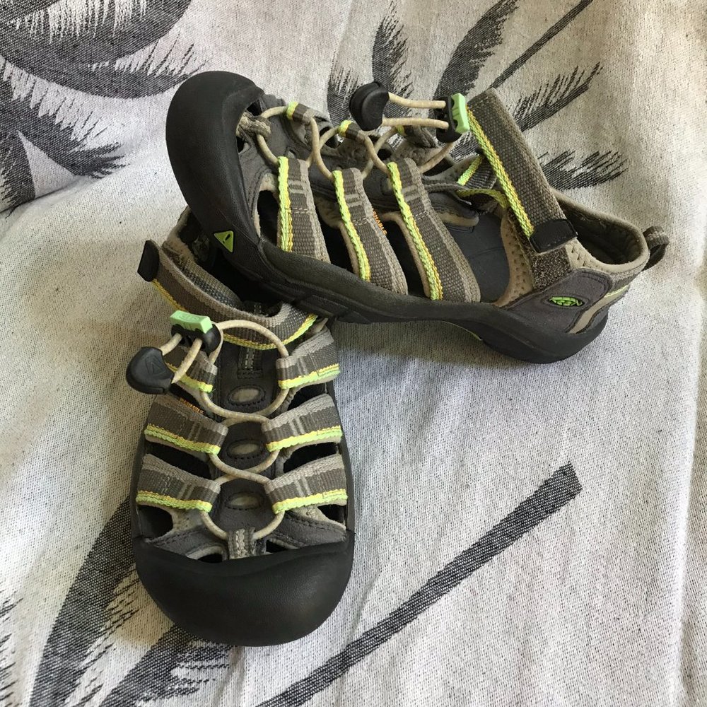 KEEN Newport H2 Kids' sandals - SIZE 3